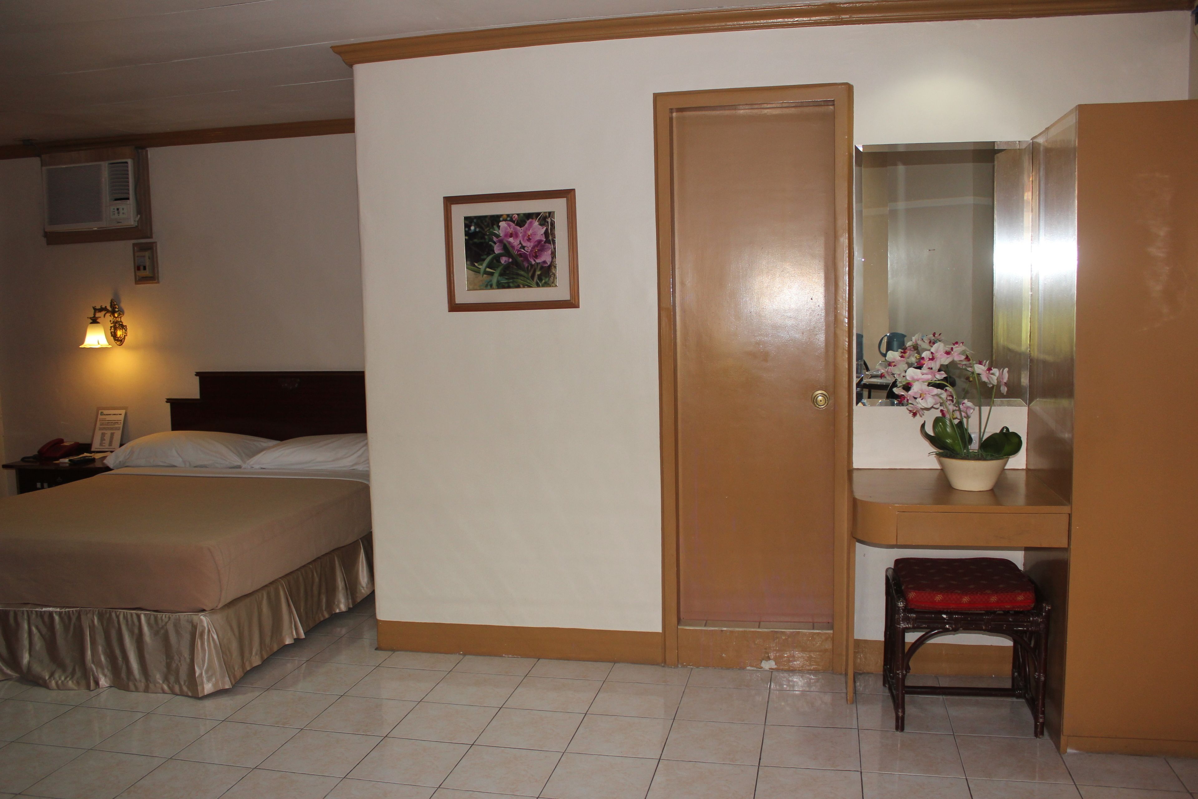 Photo - Elegant Circle Inn