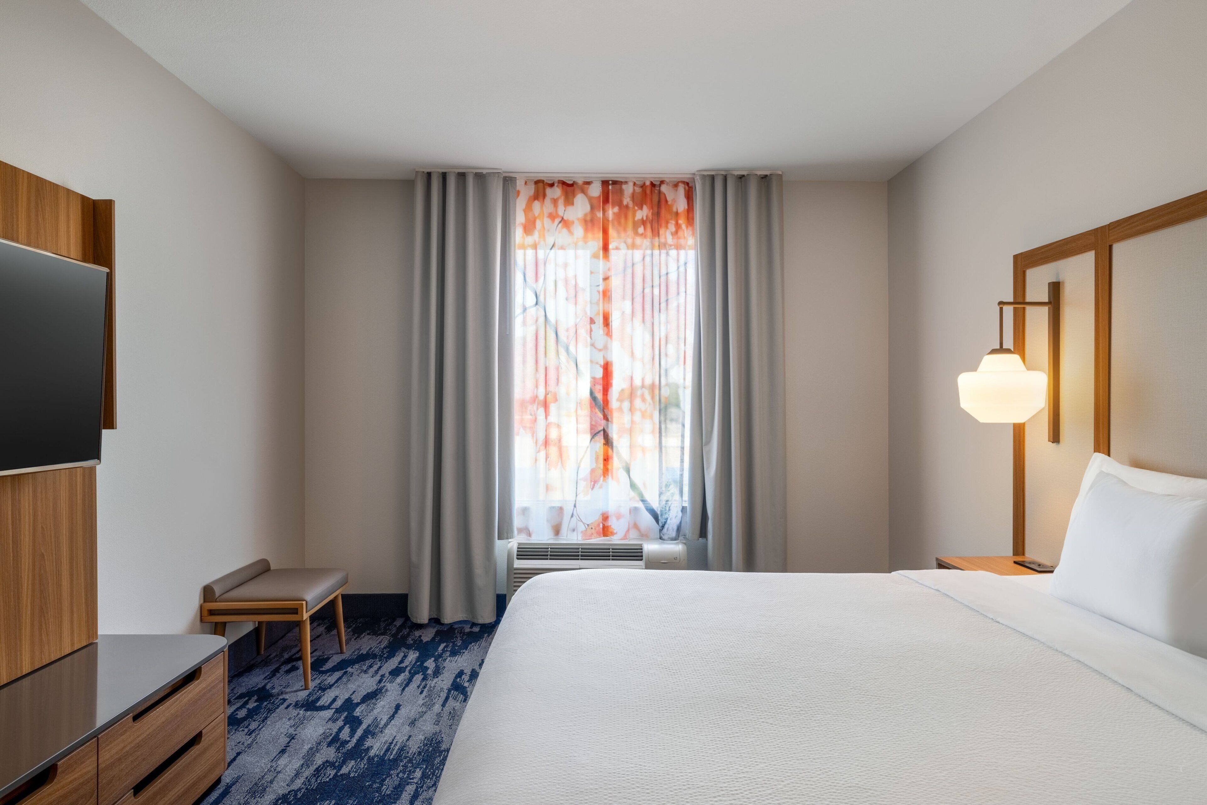 standard room, 1 king bed | blackout curtains, iron/ironing board, free cots/infant beds, free wifi