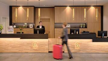 Check-in-/Check-out-Schalter