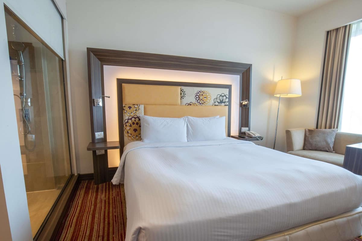 Habitación ejecutiva, 1 cama de matrimonio grande | 1 dormitorio, ropa de cama de alta calidad, minibar y caja fuerte