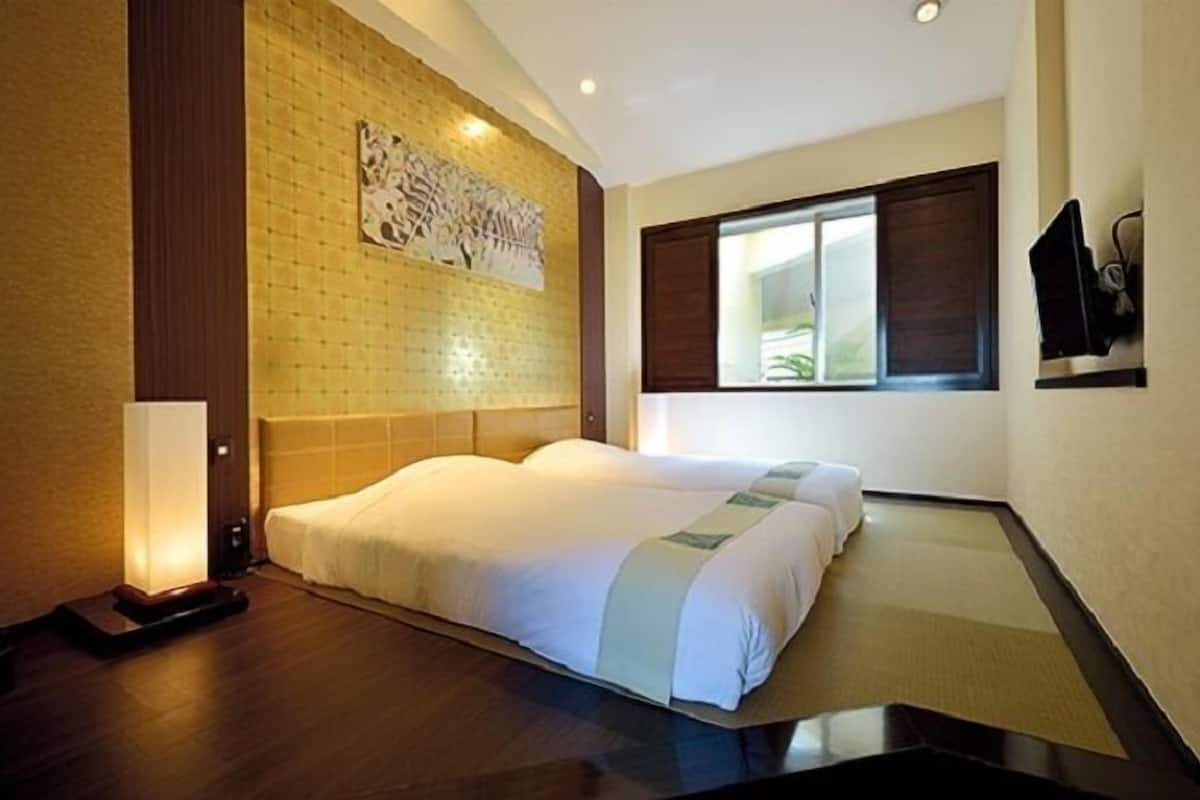 Traditional Room (Ryukyu Modern Room) | 1 bedroom, minibar, in-room safe, individually furnished
