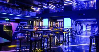 Almadera Hotel Makassar