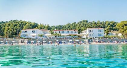 Xenios Dolphin Beach Hotel