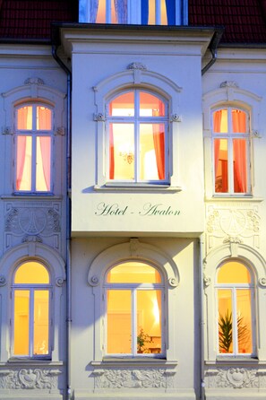 Suite Classique, véranda, vue jardin