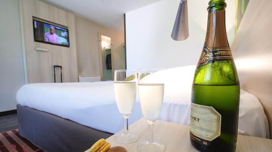 オテル イン デザイン & レストラン サブレシュルサルト