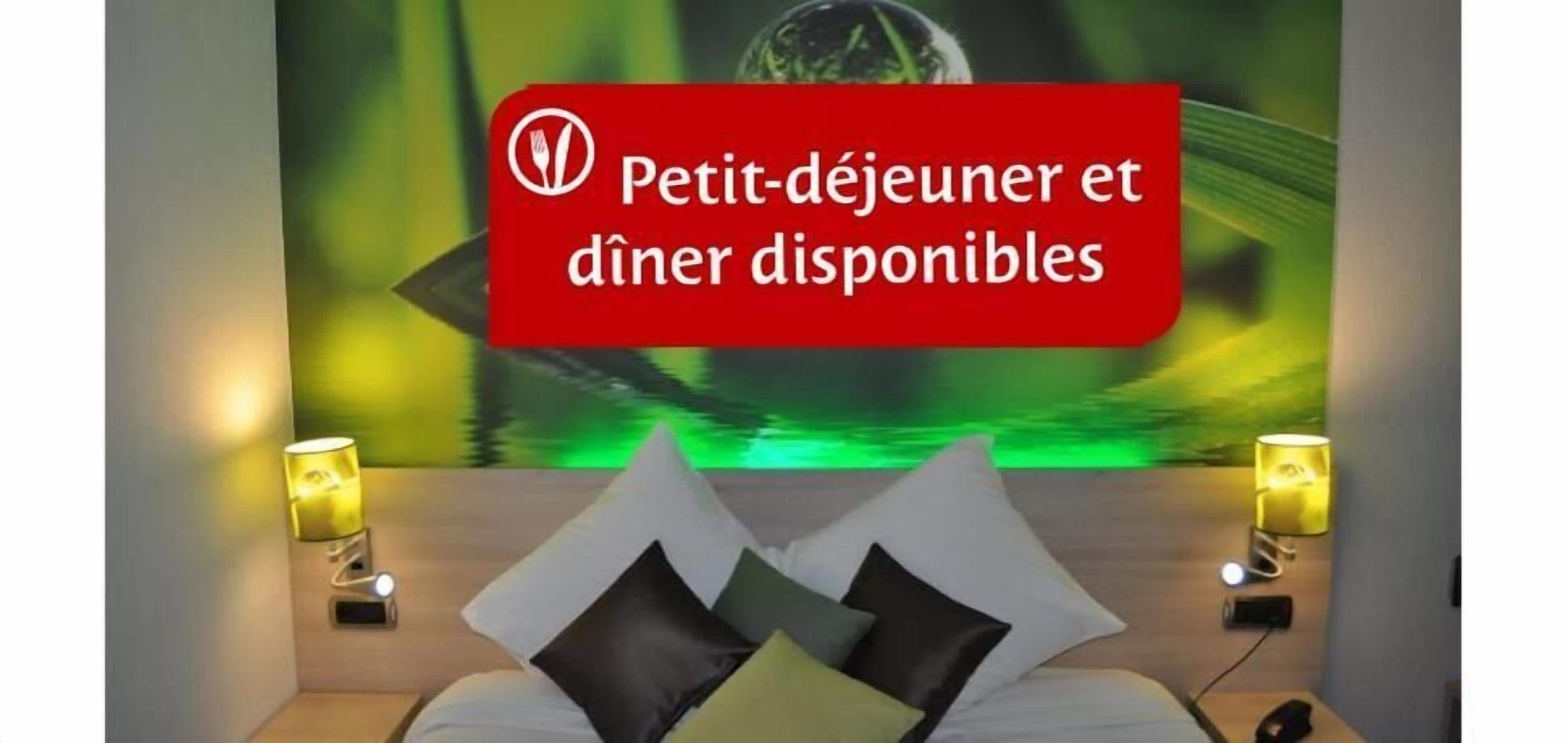 blackout curtains, soundproofing, free cots/infant beds, free wifi