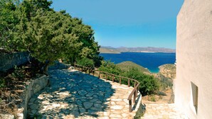 Property grounds - Kounenos Apartments (Agios Nikolaos)