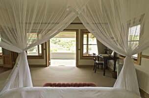 家庭村舍, 2 间卧室 | 高档床上用品、Select Comfort 床、免费迷你吧物品、客房内保险箱