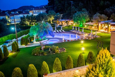 Kassandra Village Resort