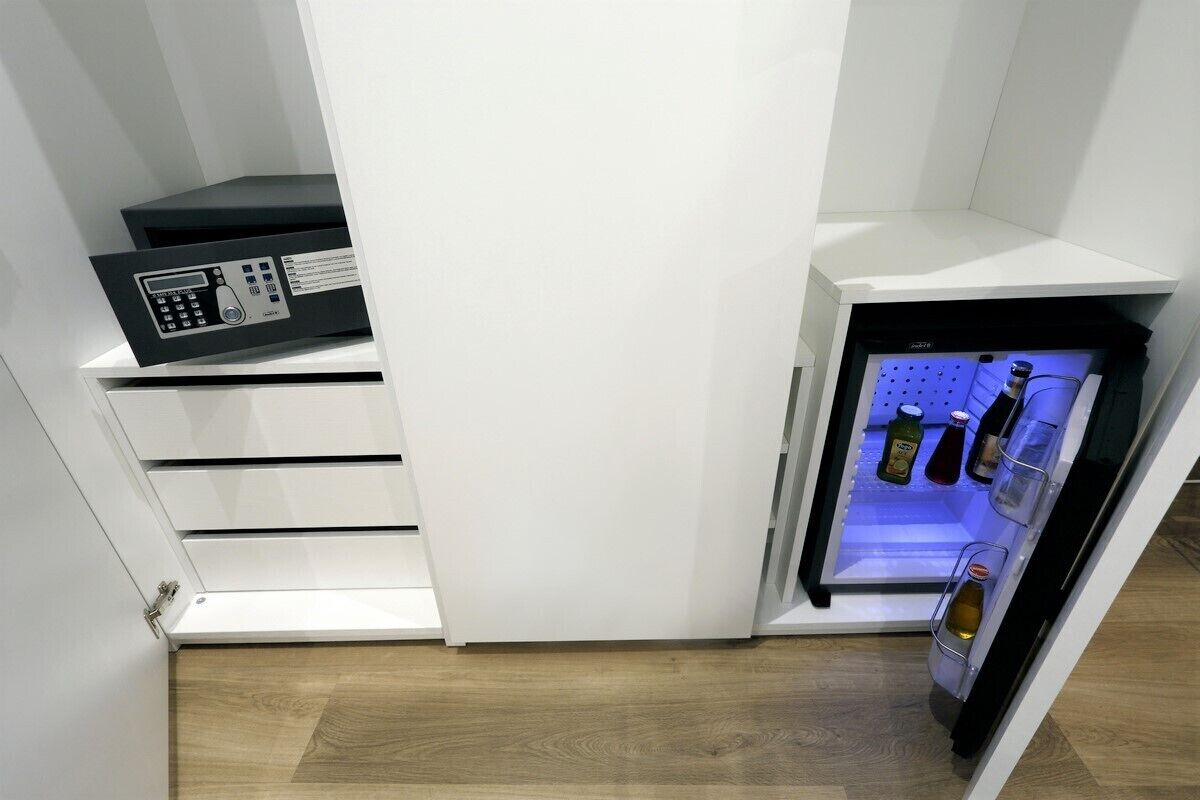 superior quadruple room | minibar