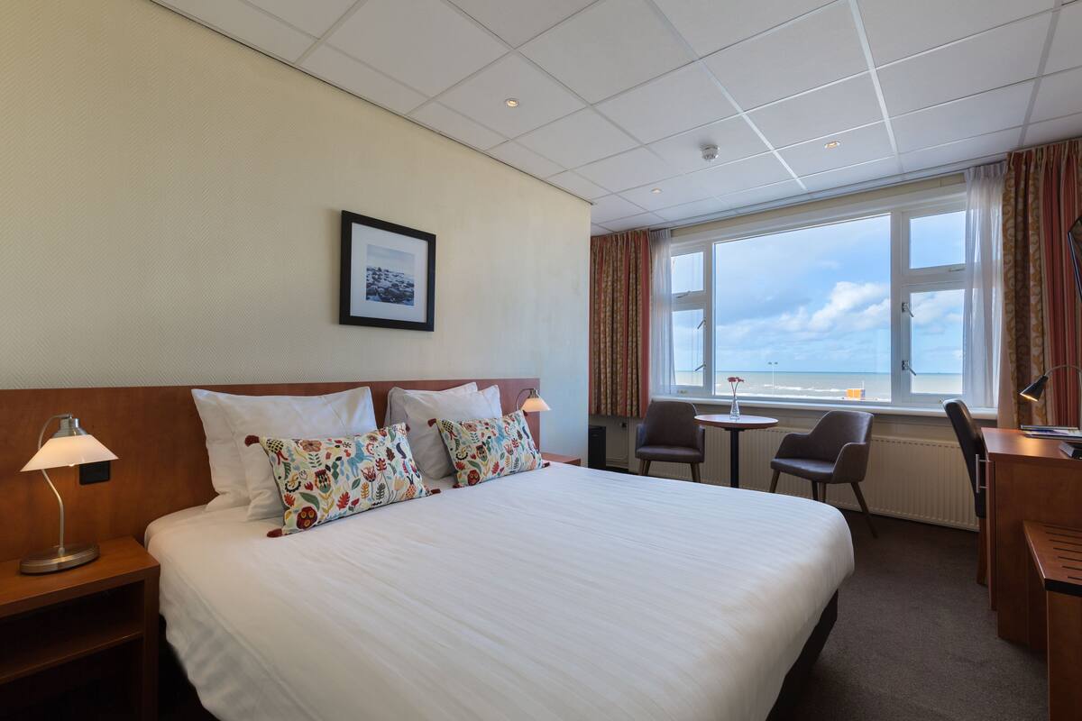 Comfort Room, Sea View