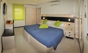 Cunas, camas extra y wifi gratis