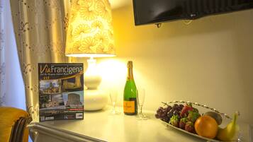 Deluxe Double Room, Ensuite | Room amenity
