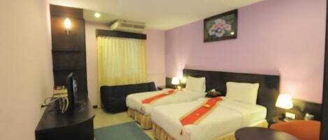 Minibar, in-room safe, rollaway beds, free WiFi