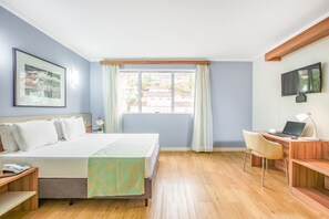 华丽套房, 城市景观 | 迷你吧、客房内保险箱、办公桌、隔音