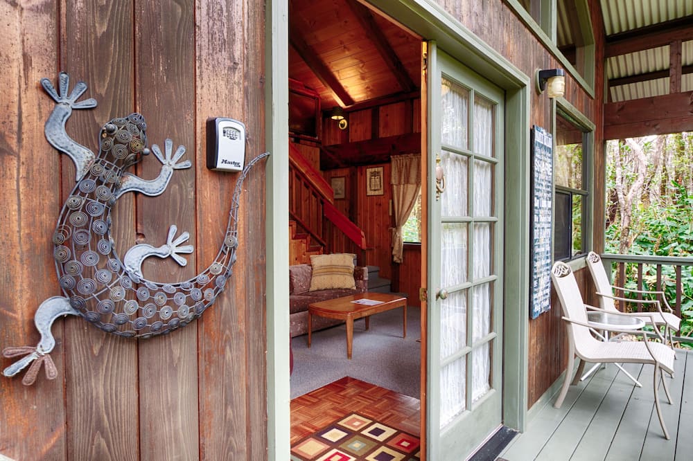 Lava Lodge at Hale Kilauea