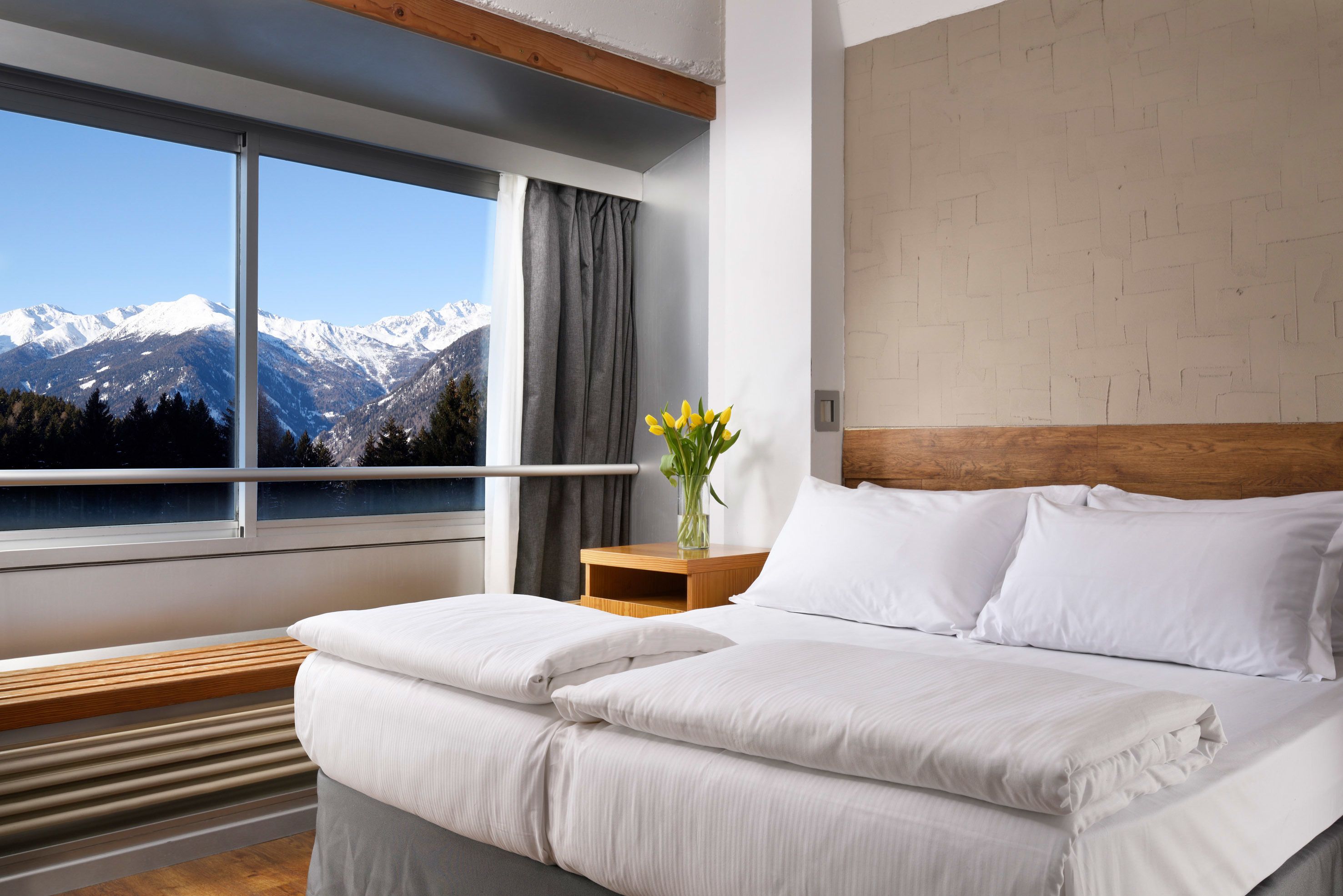 minibar, in-room safe, desk, cots/infant beds