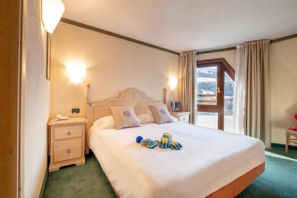 Minibar, una cassaforte in camera, una scrivania, tende oscuranti