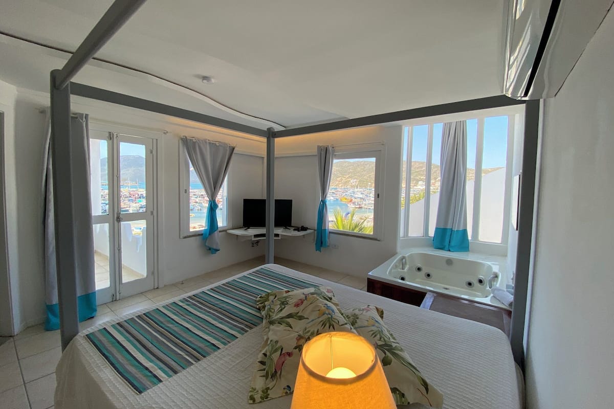 Camarote Grand Master (duplo) | Rideaux dâobscurcissement, accĂšs au Wi-Fi (inclus), literie fournie