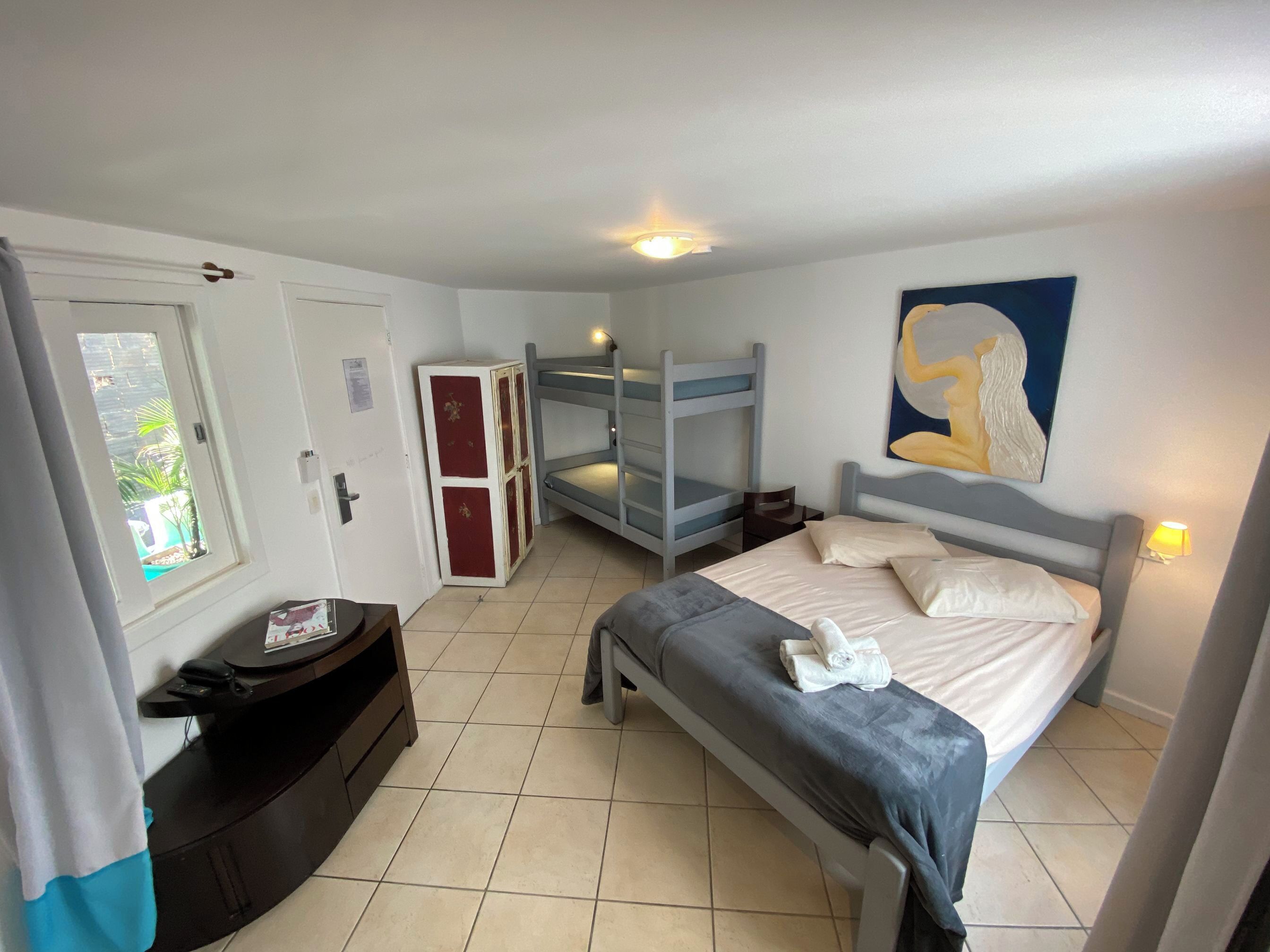 Camarote Special Familiar (quadruplo) | Blendingsgardiner, wi-fi (inkludert) og sengetøy