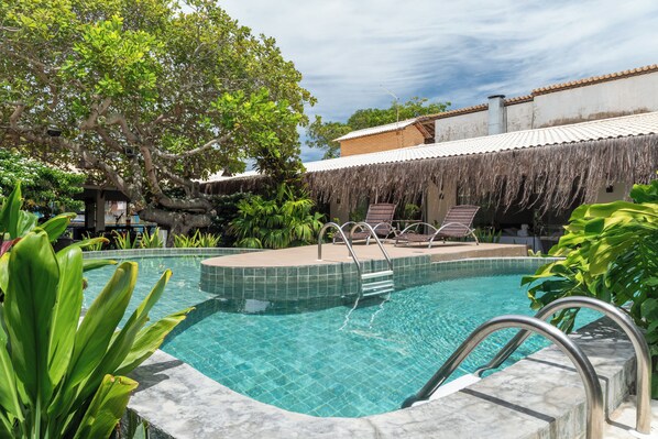 Outdoor pool, pool loungers