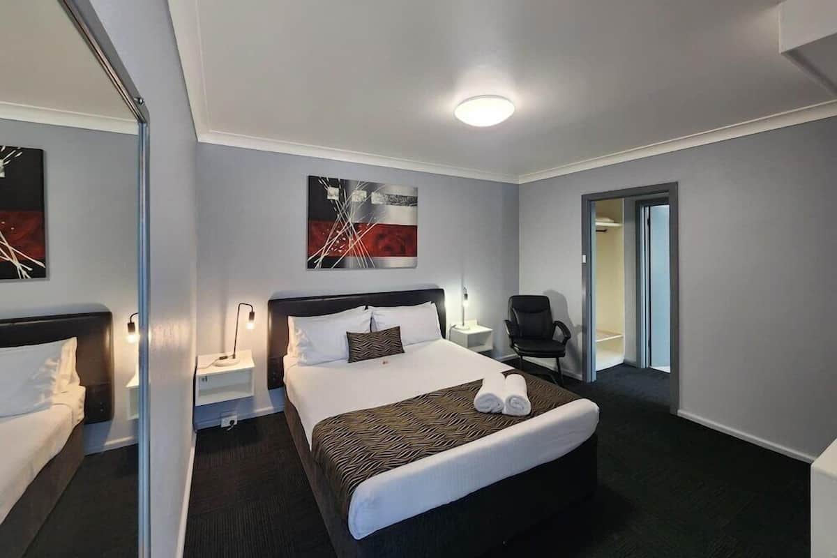 Desk, free WiFi, bed sheets