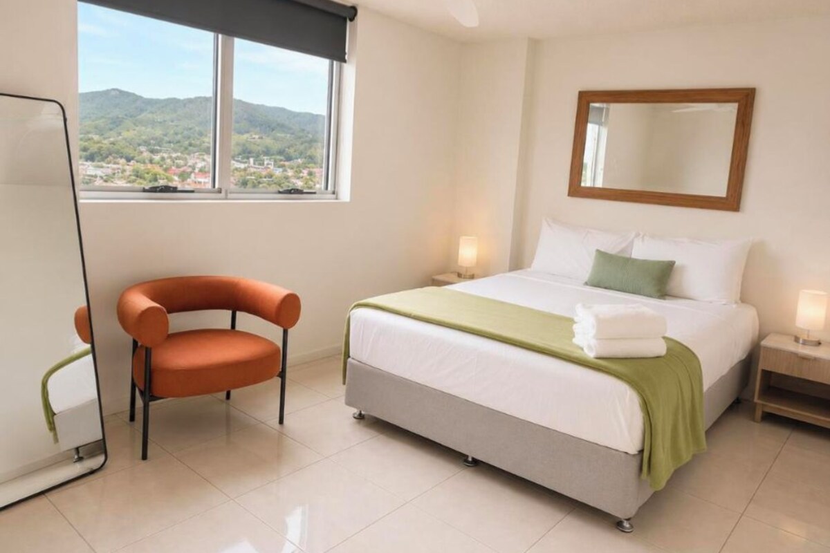 2 Bedroom Apartment 26 | 1 bedroom, iron/ironing board, individually decorated