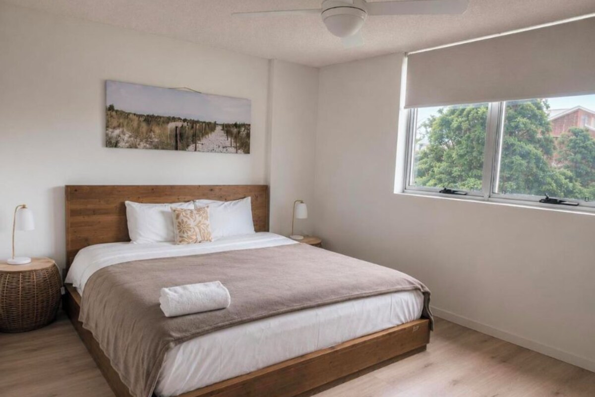 Two- Bedroom Apartment - Apartment 5 | 1 bedroom, iron/ironing board, individually decorated