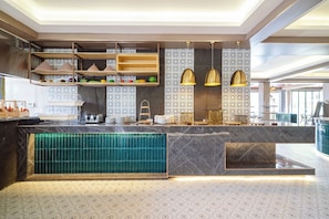 Restaurant - Howard Johnson by Wyndham Phuket Naiyang (Sa Khu)