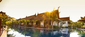 Howard Johnson by Wyndham Phuket Naiyang