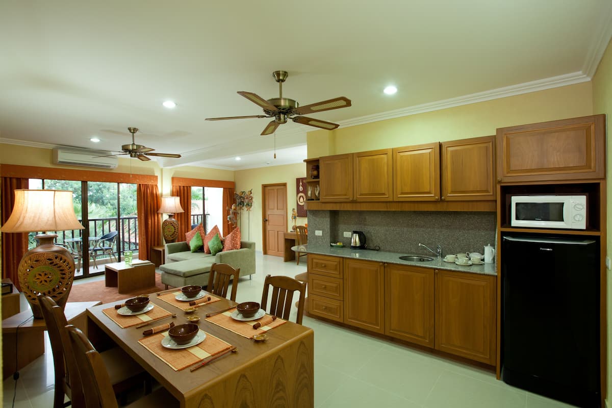 Exclusive Apartment, 2 Bedrooms, Non Smoking, Resort View | Private kitchenette | Full-size fridge, microwave, coffee/tea maker, electric kettle