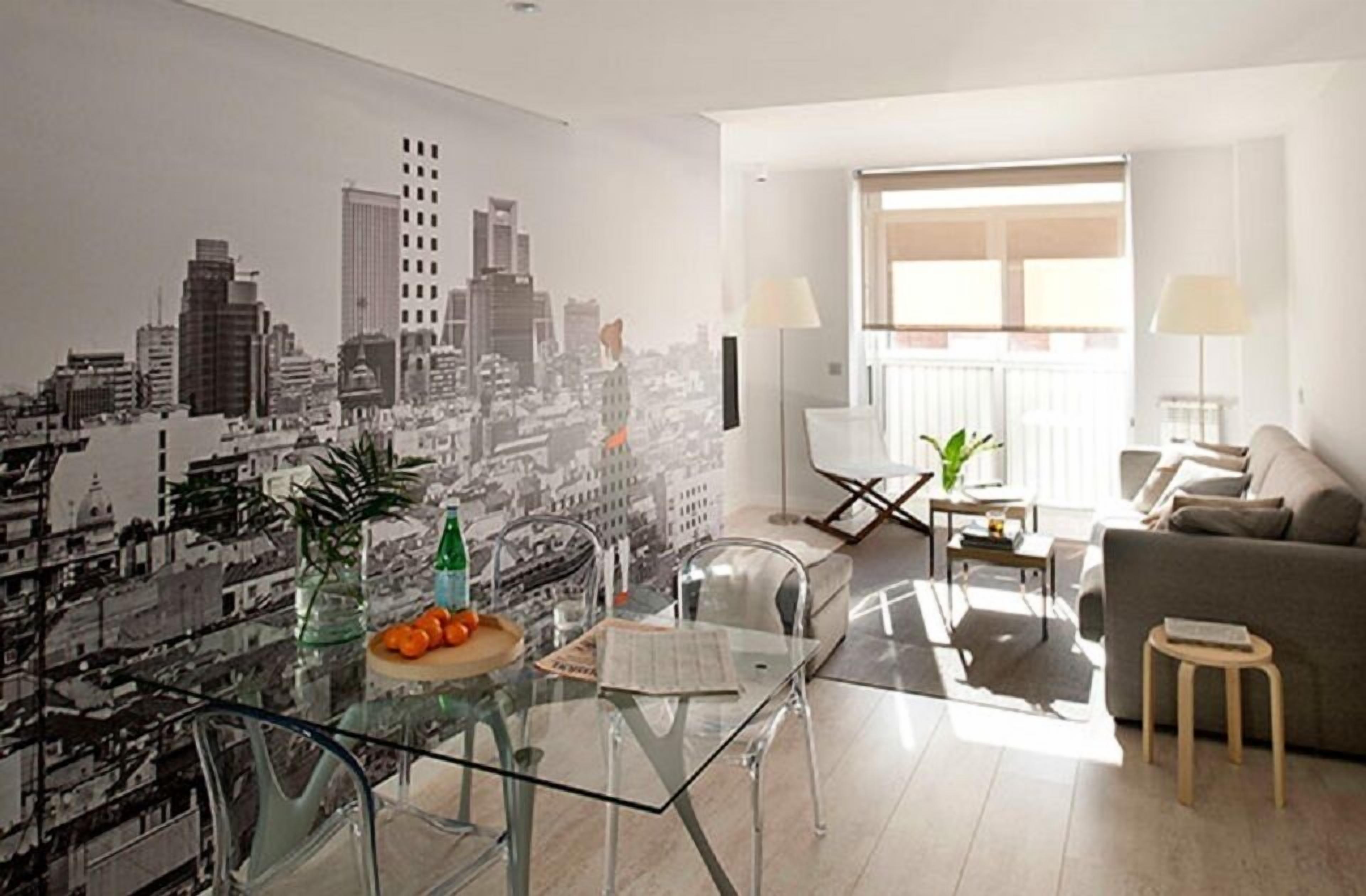 In-room safe, desk, blackout drapes, soundproofing