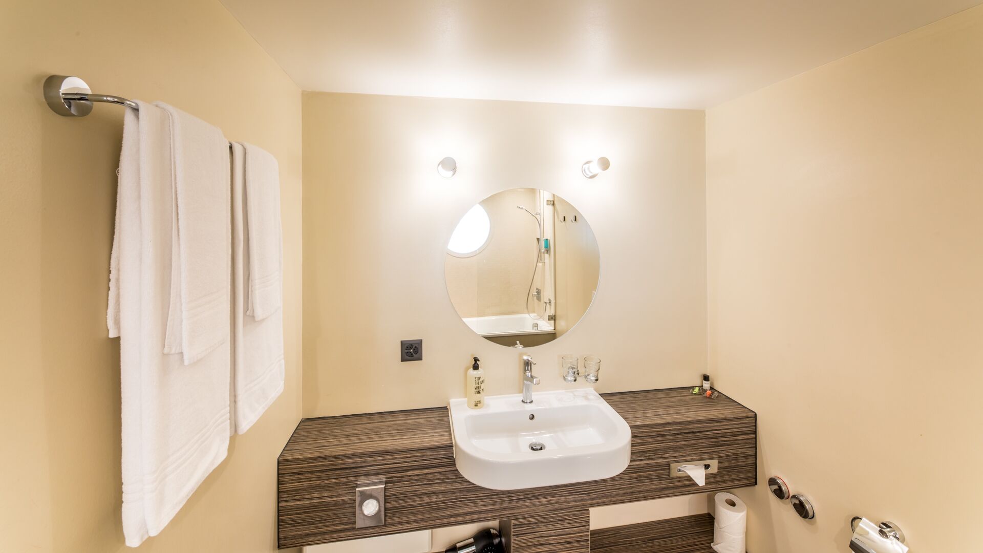 superior double room | bathroom | hair dryer, towels