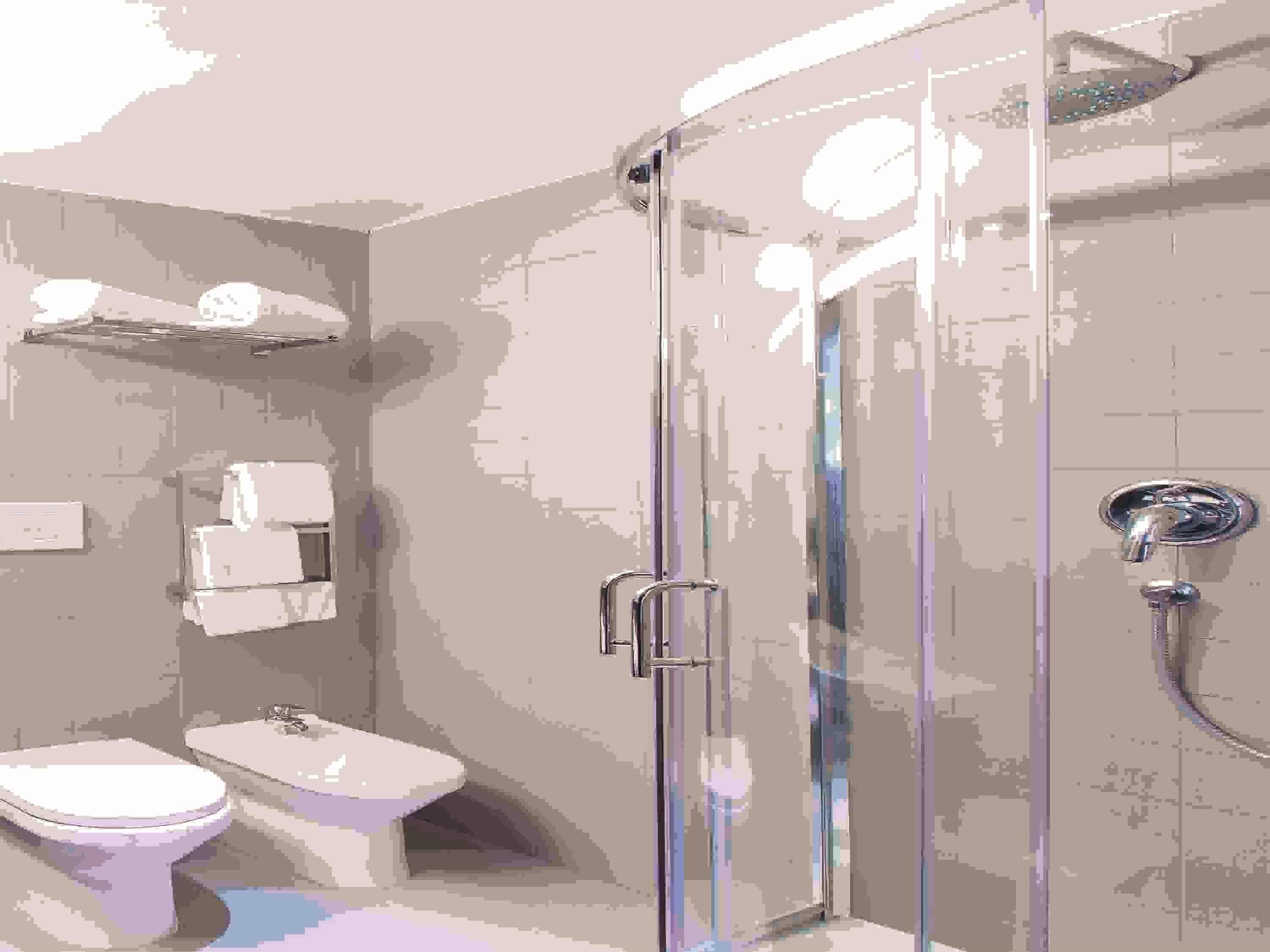 Dobbeltrom – superior, 1 dobbeltseng, balkong | Minibar, safe på rommet, skrivebord og lydisolert