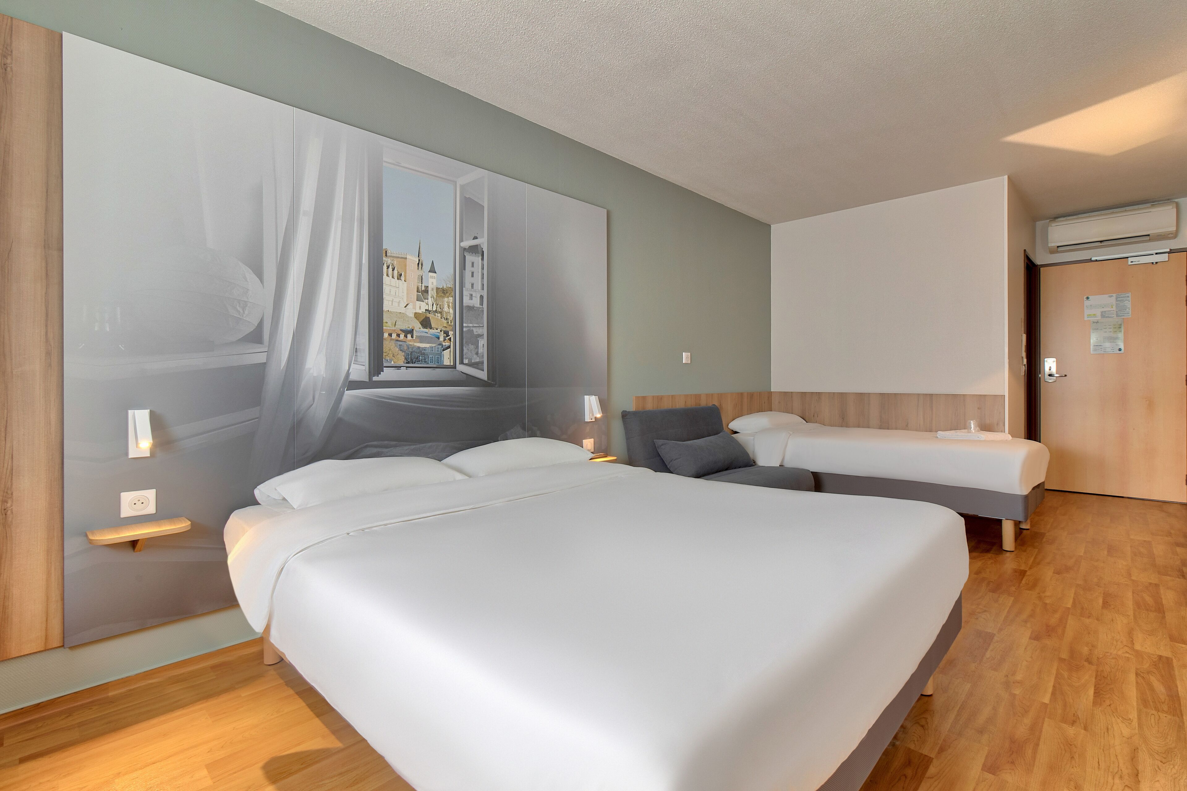 Photo - B&B HOTEL Pau Lescar