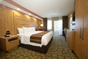 In-room safe, desk, blackout drapes, soundproofing
