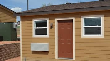 Single Room, 1 Bedroom, Kitchen | Free WiFi, bed sheets