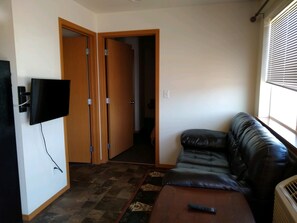 Suite – executive | Oppholdsområde | LCD-TV