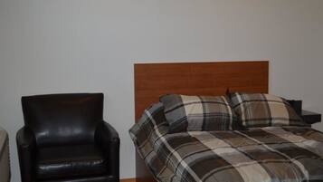 Single Room, 1 Bedroom, Kitchen | Free WiFi, bed sheets