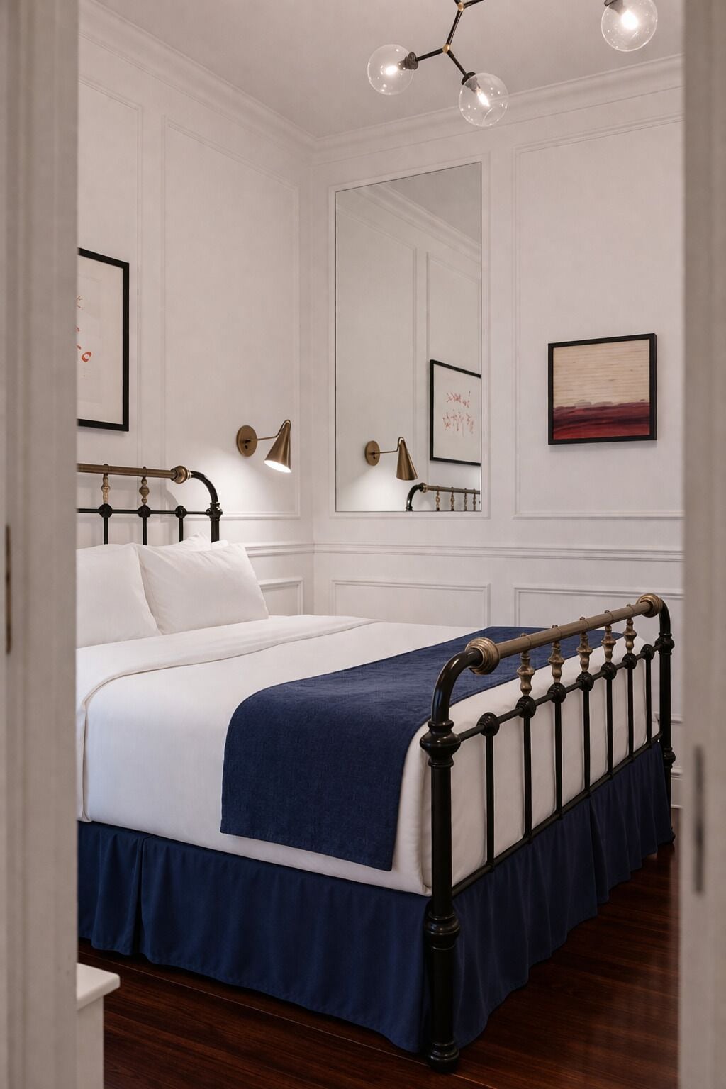 Room, 1 Queen Bed (Cozy) | Premium bedding, pillow-top beds, in-room safe, individually decorated