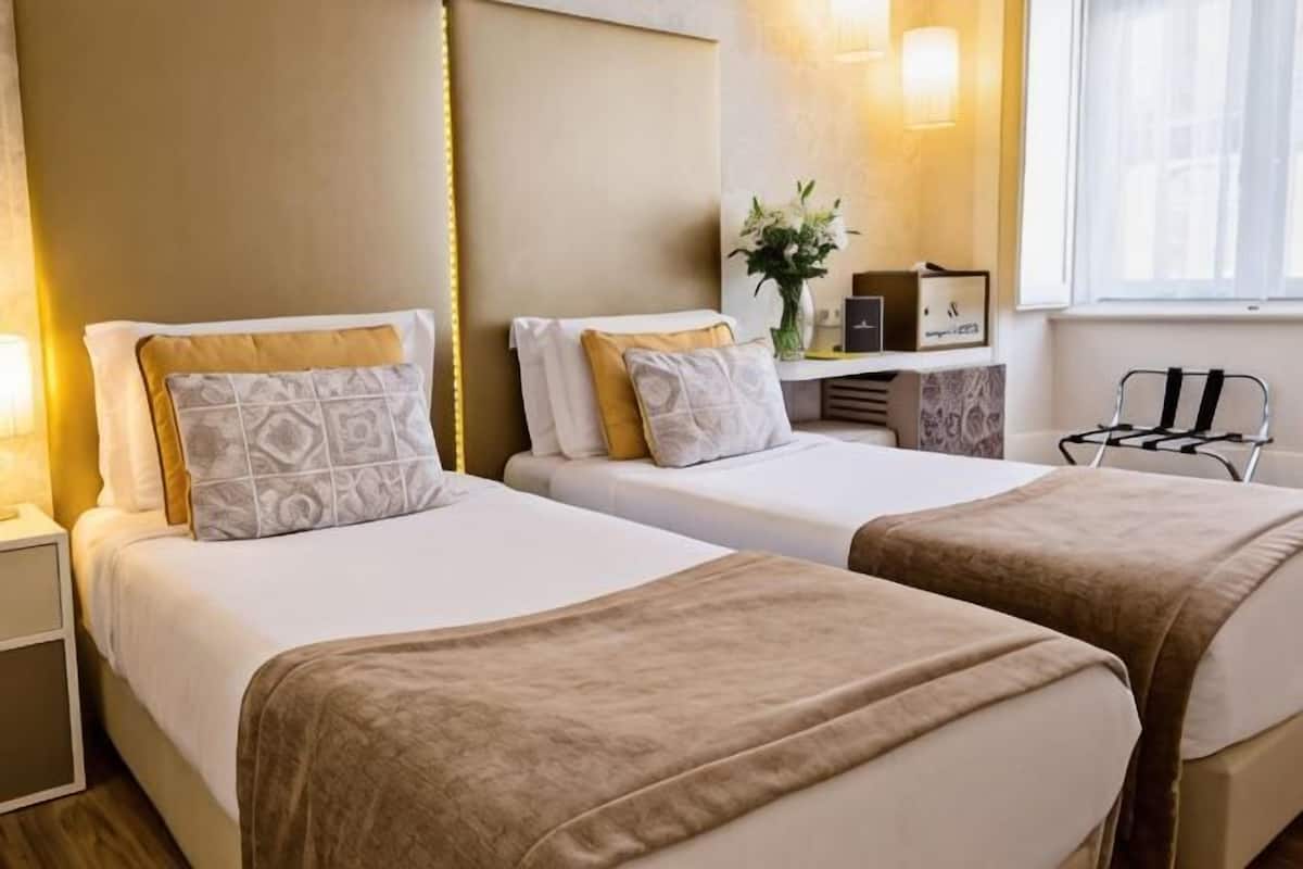 Minibar, coffres-forts dans les chambres, bureau, chambres insonorisées