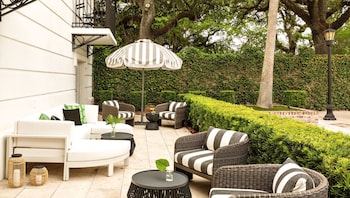 Exterior detail at Kimpton Brice Hotel by IHG