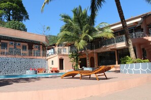 2 outdoor pools - Elysium Resort Alibaug (Murud)