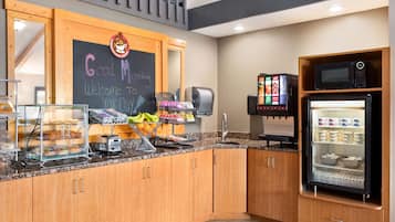 Free daily buffet breakfast
