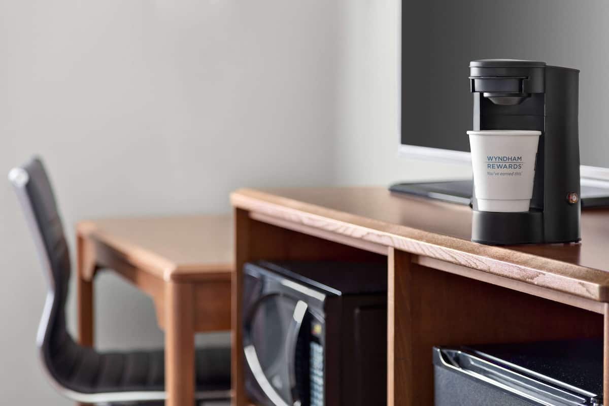 room, 1 queen bed, non smoking | in-room safe, desk, laptop workspace, blackout curtains