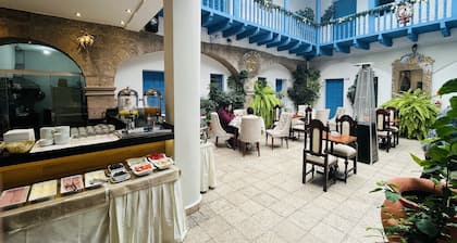 Hotel Rojas Inn