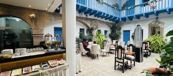 Hotel Rojas Inn