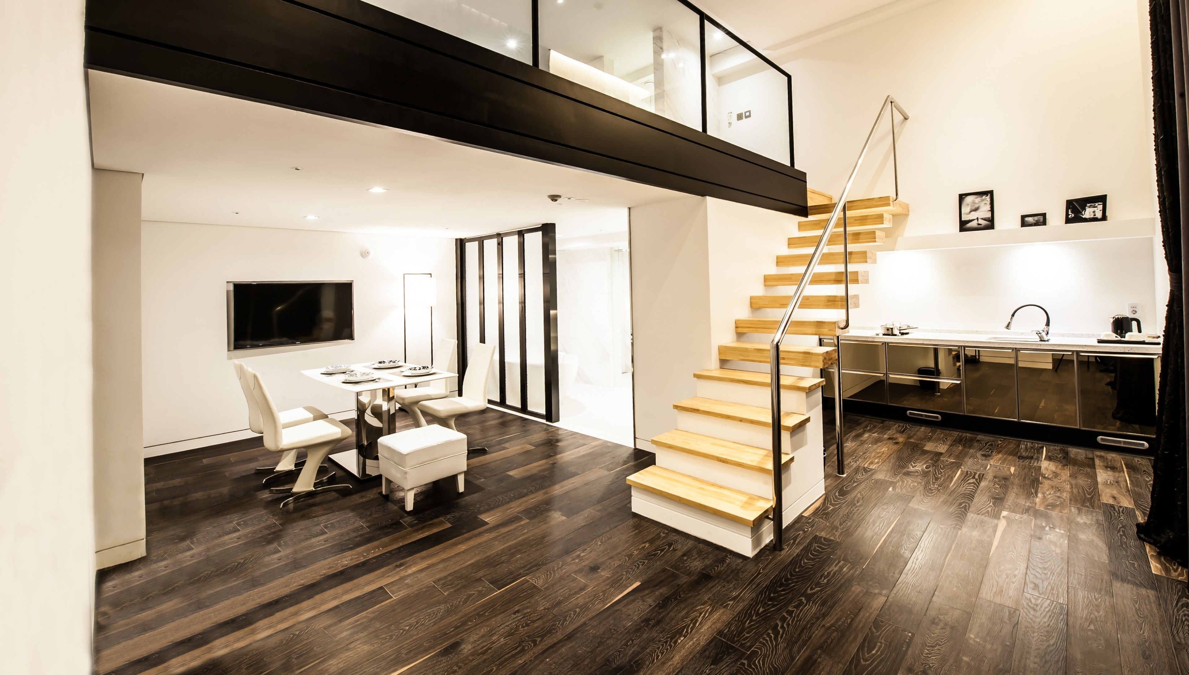 grand duplex suite with dining (basement 3) | 1 bedroom, premium bedding, in-room safe, blackout curtains