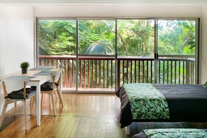 ห้องทริปเปิล | วิวจากห้องพัก