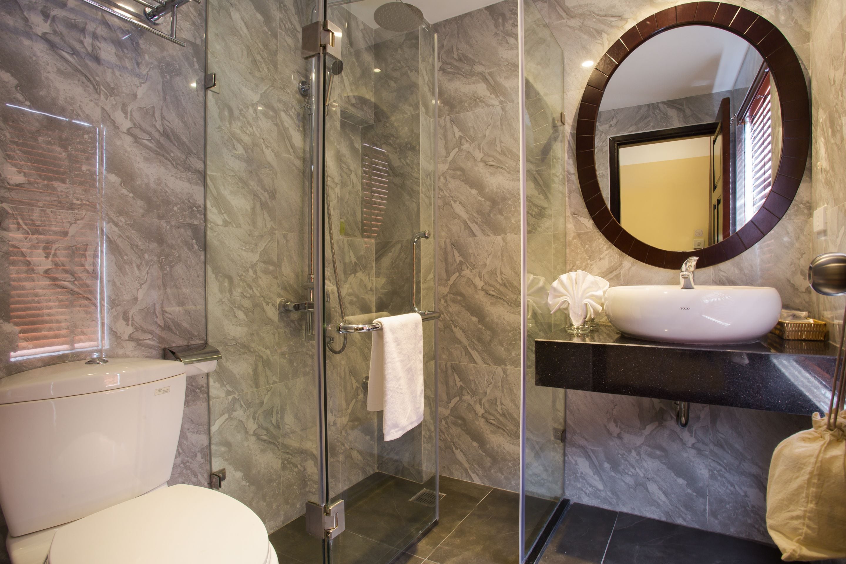 shower, free toiletries, hair dryer, bathrobes